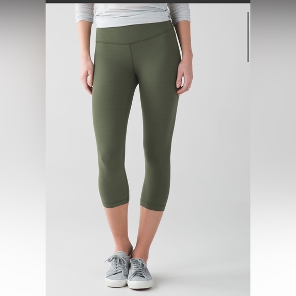 Lululemon Align Cropped leggings capris running moss olive Fatigue mid rise - Picture 1 of 9